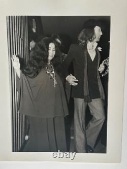 1975 John Lennon & Yoko Ono Leaving Circus, Oscar Abolafia Vintage 1 Photo 8x10