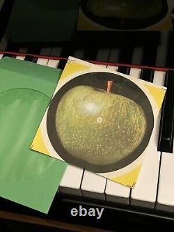 BEATLES RECORD LABEL #2 APPLE RARE Vintage JOHN LENNON PAUL MCCARTNEY VINYL LP