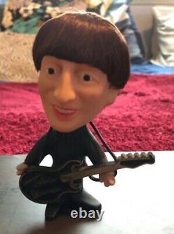 Beatles John Lennon Soft Body Remco Doll With Instrument Nice (seltaeb-1964)