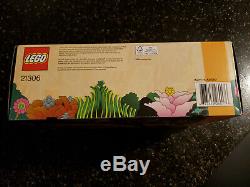 Brand new LEGO Ideas The Beatles Yellow Submarine 21306