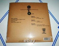 JOHN LENNON Beatles 2010 Singles Bag 3x 45 POSTER POSTCARDS NUMBERED SEALED NM