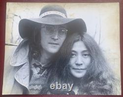 JOHN LENNON & YOKO ONO Orignal 1974 8x10 Promotional Press Photo