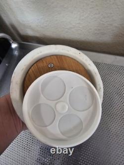 John Lennon 1940-1980 Music Box Sitting Porcelain plays Imagine Vintage Beatles