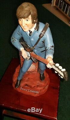 John Lennon 1981 vintage figure maquette music box and whiskey bottle (Beatles)