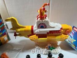 LEGO Beatles Yellow Submarine (preowned, 100% complete in excellent condition)