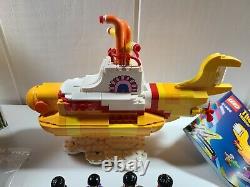 LEGO Beatles Yellow Submarine (preowned, 100% complete in excellent condition)