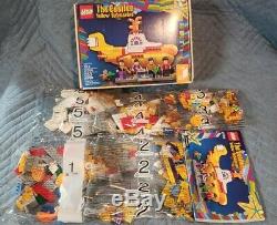 Lego Ideas 21306 The Beatles Yellow Submarine