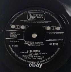 Musketeer Gripweed (John Lennon) How I Won The War 1st UK Press 7. NM/EX