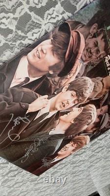 SIGNED 4x By THE BEATLES John Lennon HTF Rock'n' Roll Music Vol 2 RELEASED 1980