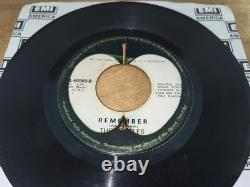 The Beatles Ft. John Lennon Philippines 45 Capitol PAL-60969 LOVE / Remember