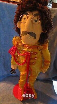 The Beatles Sgt Pepper Applause 22 Doll withStand John Lennon 1988