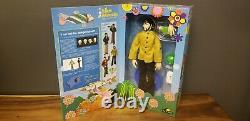 The Beatles Yellow Submarine 16 Scale Figures Complete Set Very Rare New