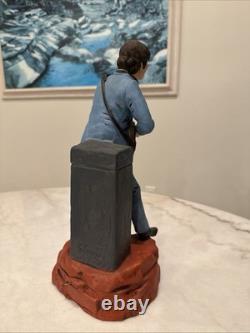 Vintage 1981 Alpha Industries John Lennon Liquor Decanter Music Box Excellent