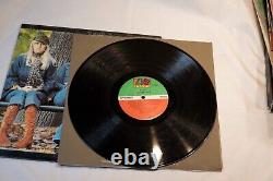 Vinyl Collection 16 Iconic Albums The Beatles, Elvis, Pink Floyd & More