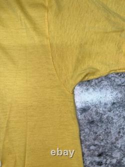 Vtg 1975 John Lennon Printed T-Shirt M Sneakers The Beatles