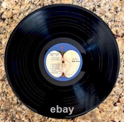 YOKO ONO. Signed THE BEATLES 1967 1970 Vinyl AlbumJohn Lennon